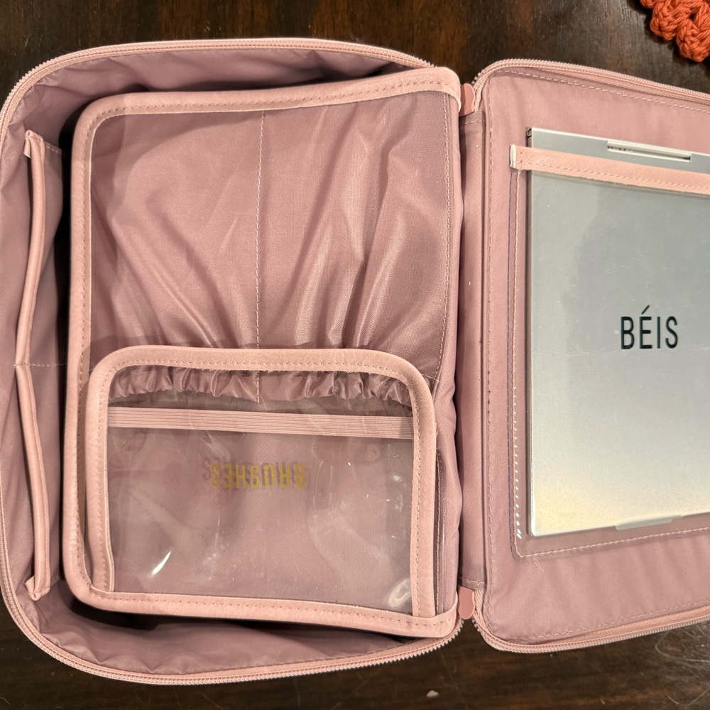 BEIS Cosmetic Case in Atlas Pink
